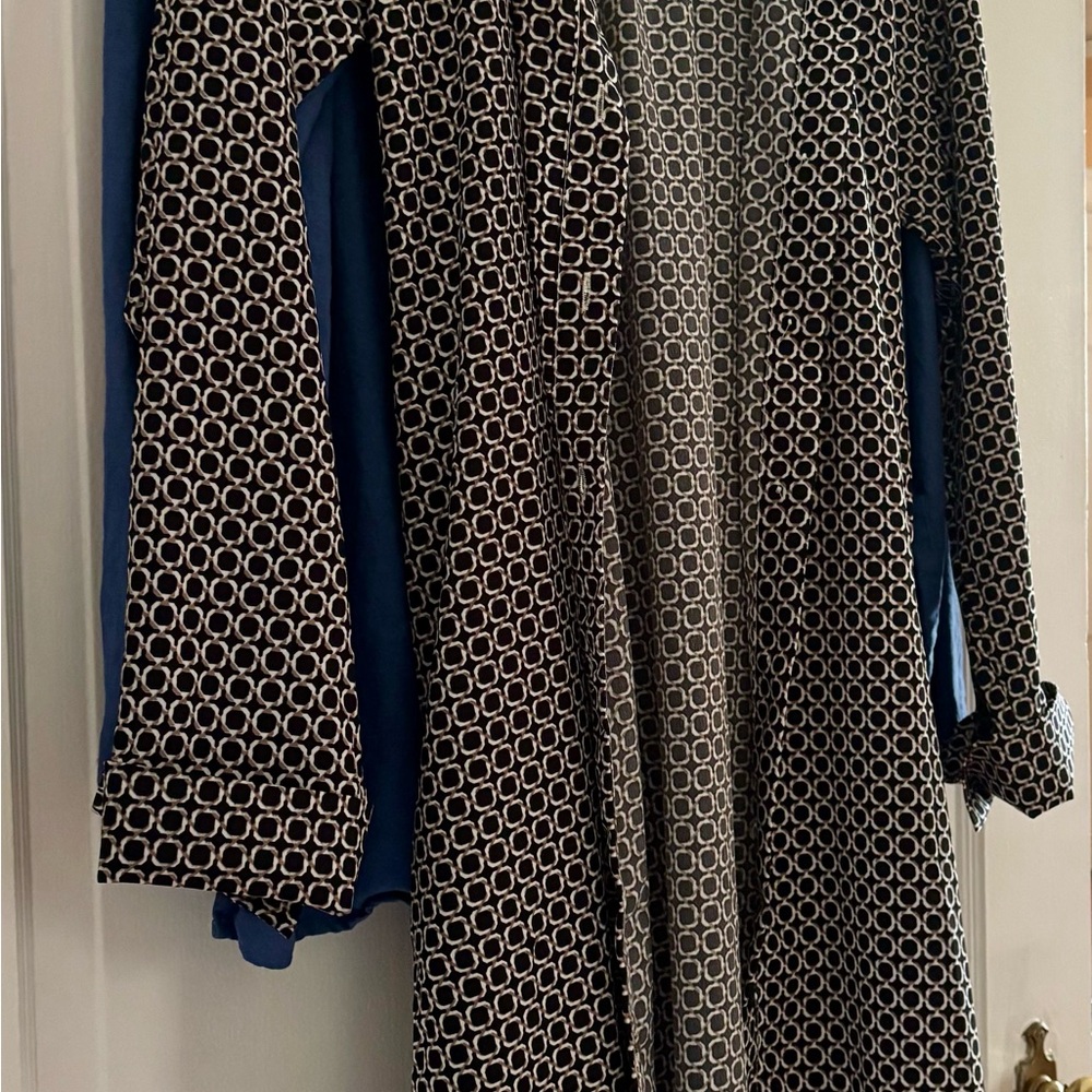 Easel Black and White Sheath Dress with Bell Sleeves